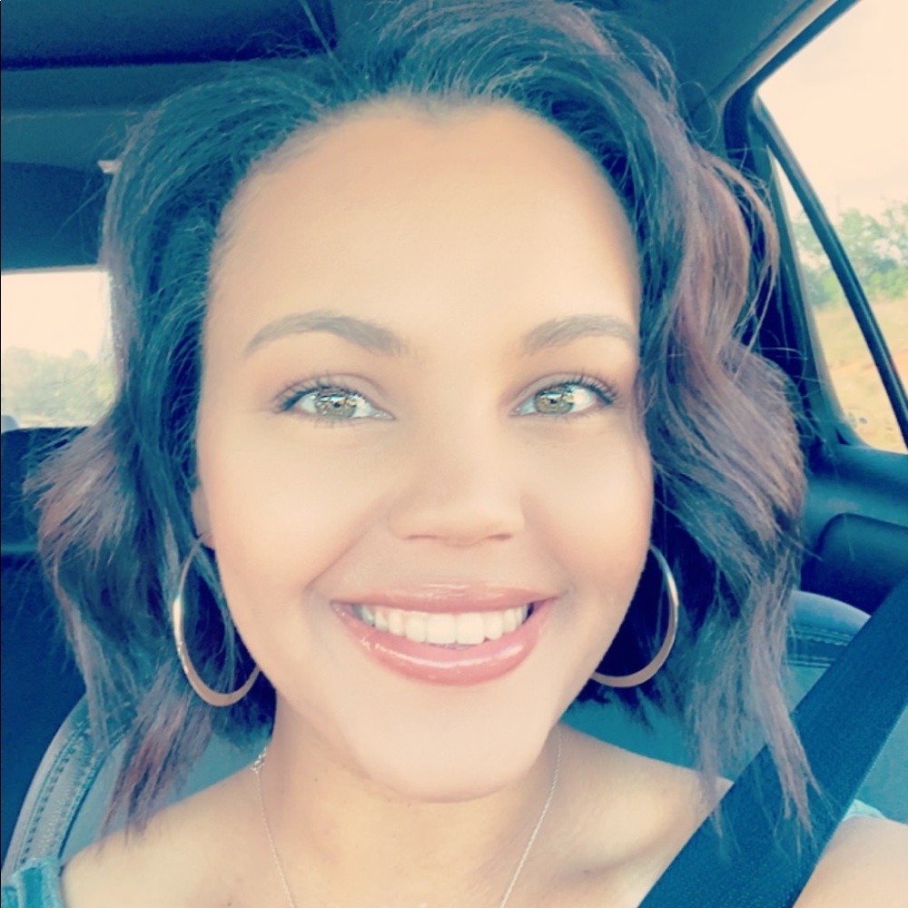 Meet your Posher, Kinyatta